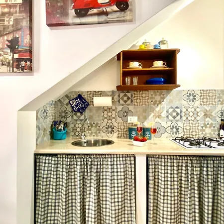 Le Di Anan, Apartment *